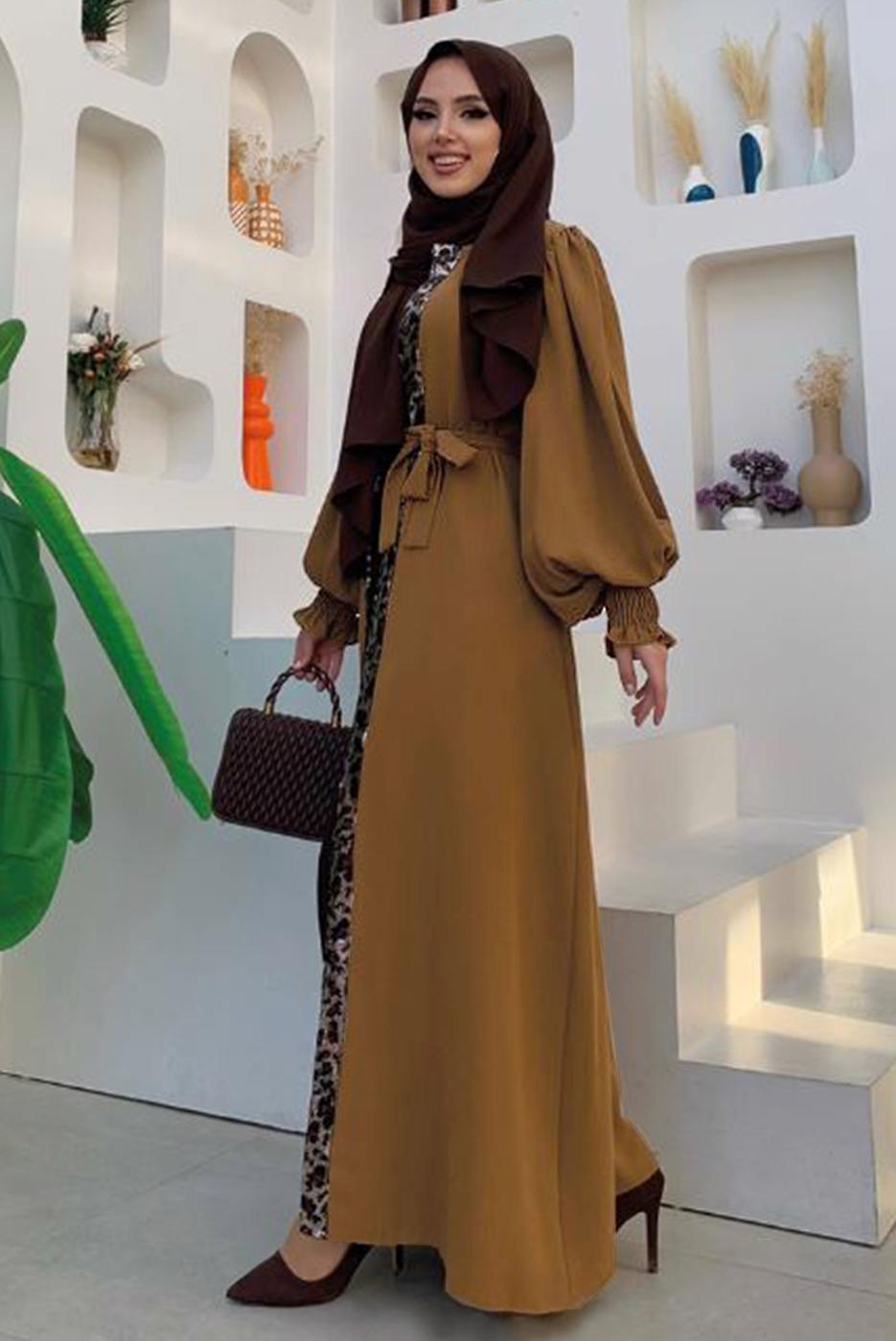 Tesettür giyim TABA LEOPAR DESEN DETAYLI KUŞAKLI BALON KOL FERACE T 2857