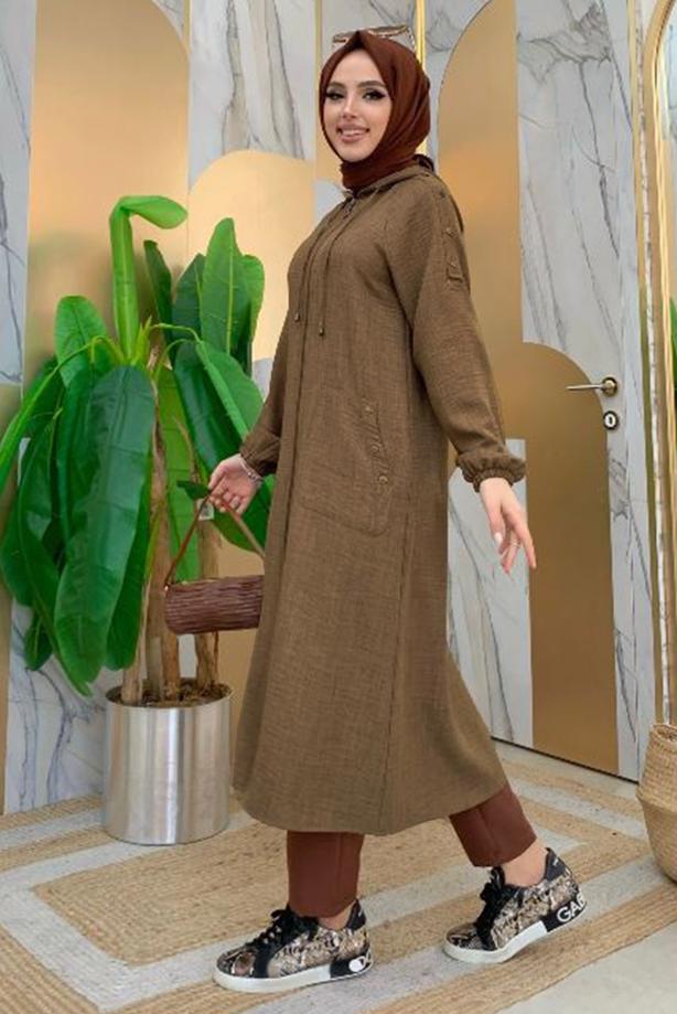 Tesettür giyim KAHVE OMUZLARI DÜĞME DETAYLI CEPLİ KAP T 4087 - TRENDTESETTÜR