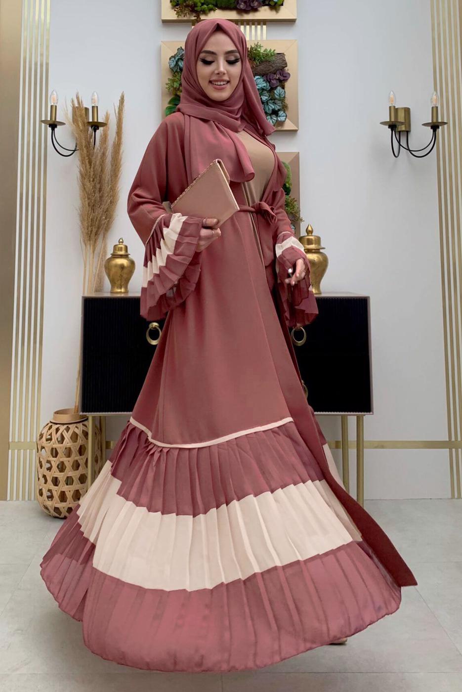 Tesettür giyim PEMBE PİLİSE DETAYLI VOLANLI ABAYA T 4547