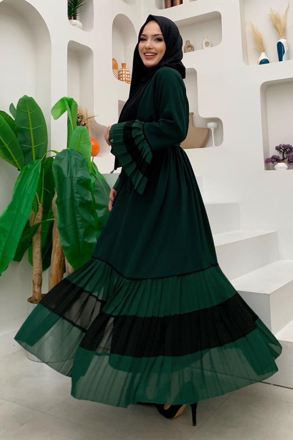 Tesettür giyim YEŞİL PİLİSE DETAYLI VOLANLI ABAYA T 4547