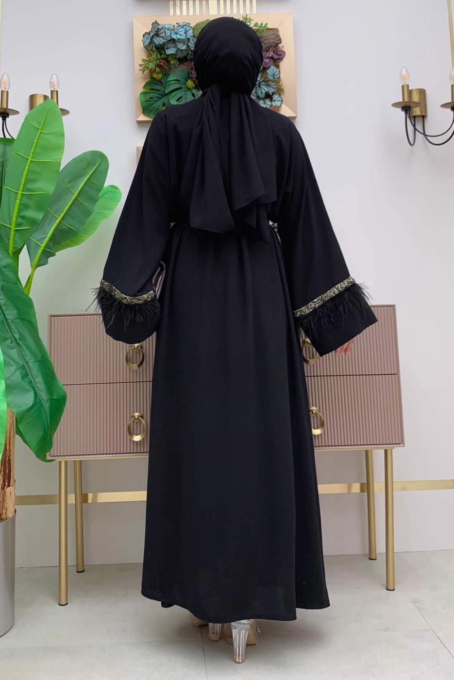 Tesettür giyim SİYAH İŞLEMELİ TÜY DETAYLI KUŞAKLI FERACE T 5187