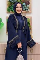 Tesettür giyim LACİVERT İŞLEMELİ TÜY DETAYLI KUŞAKLI FERACE T 5187