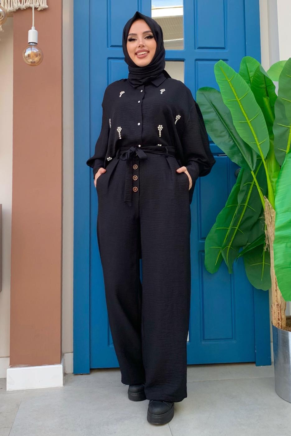 Tesettür giyim SİYAH DÜĞME DETAYLI KUŞAKLI GENİŞ PAÇA PANTOLON T 5720