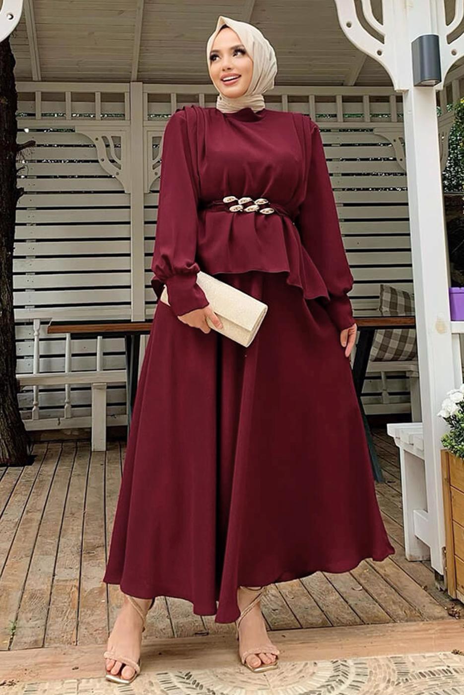 Tesettür giyim BORDO KEMERLİ OMUZLARI VATKALI İKİLİ ETEKLİ TAKIM T 0938