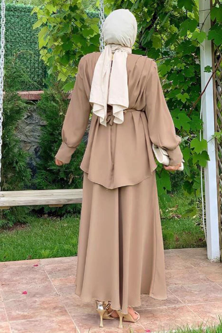 Tesettür giyim VİZON KEMERLİ OMUZLARI VATKALI İKİLİ ETEKLİ TAKIM T 0938