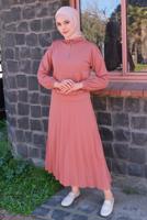 Tesettür giyim PEMBE FERMUAR DETAYLI PİLİSELİ ETEKLİ TAKIM T 4040