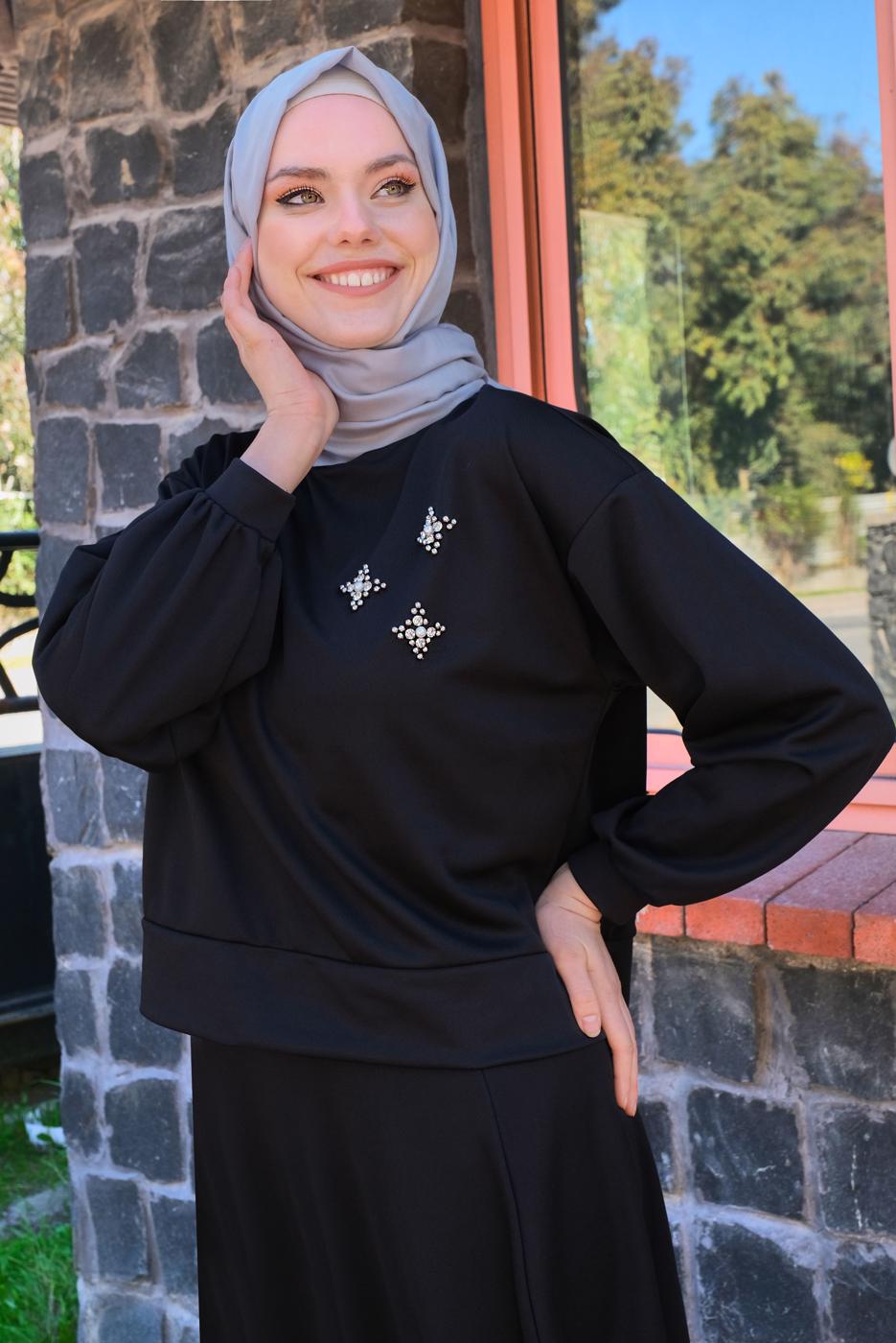 Tesettür giyim SİYAH ZIMBA DETAYLI İKİLİ ETEKLİ TAKIM T 4050