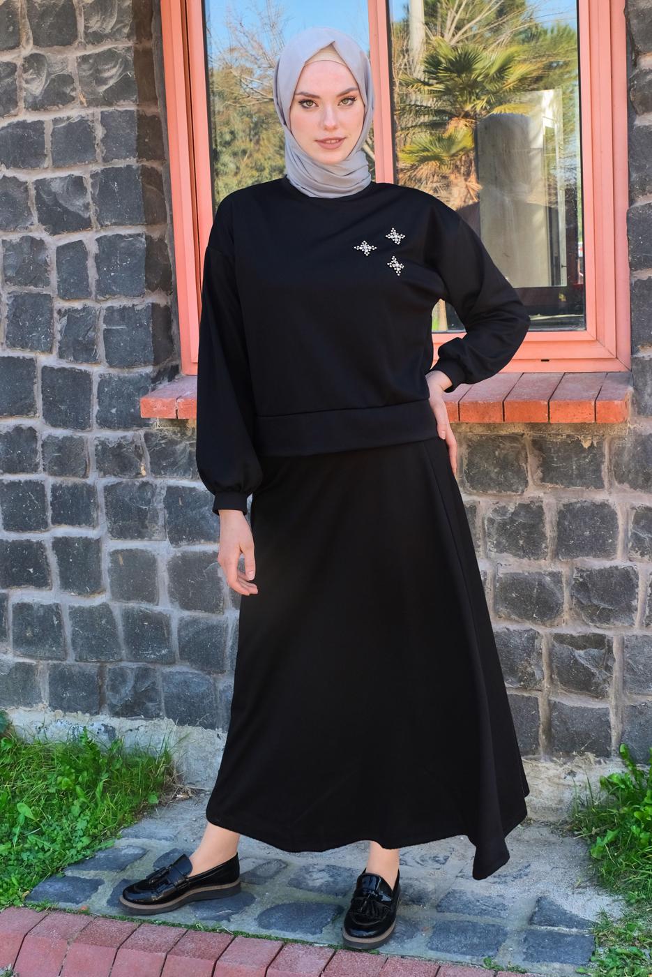 Tesettür giyim SİYAH ZIMBA DETAYLI İKİLİ ETEKLİ TAKIM T 4050