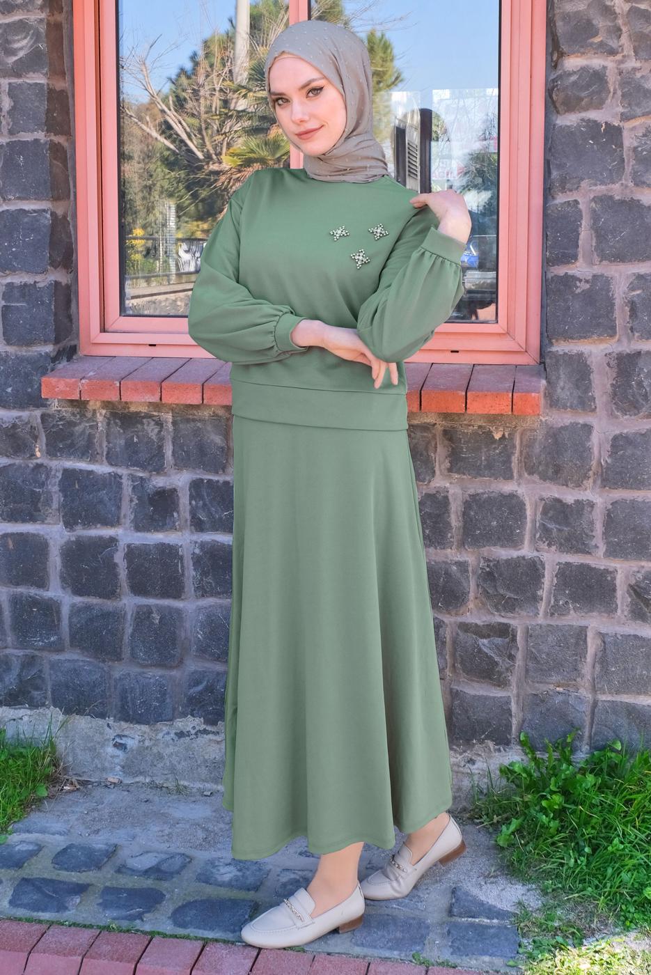Tesettür giyim YEŞİL ZIMBA DETAYLI İKİLİ ETEKLİ TAKIM T 4050