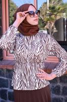 Tesettür giyim KAHVE ZEBRA DESENLİ PİLİSELİ İKİLİ ETEKLİ TAKIM T 4070