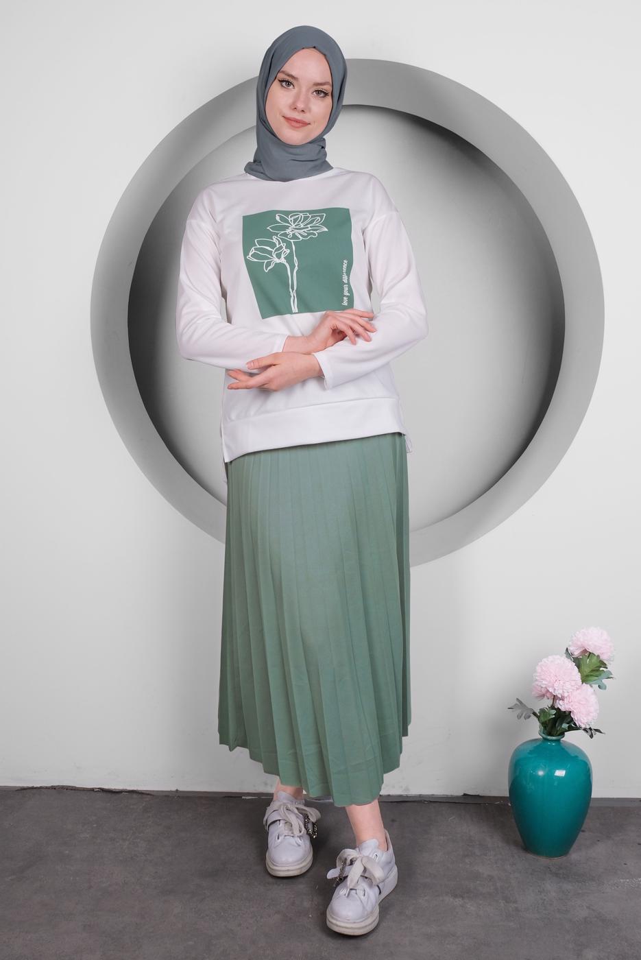 Tesettür giyim YEŞİL BASKILI PİLİSELİ ETEKLİ TAKIM T 50028