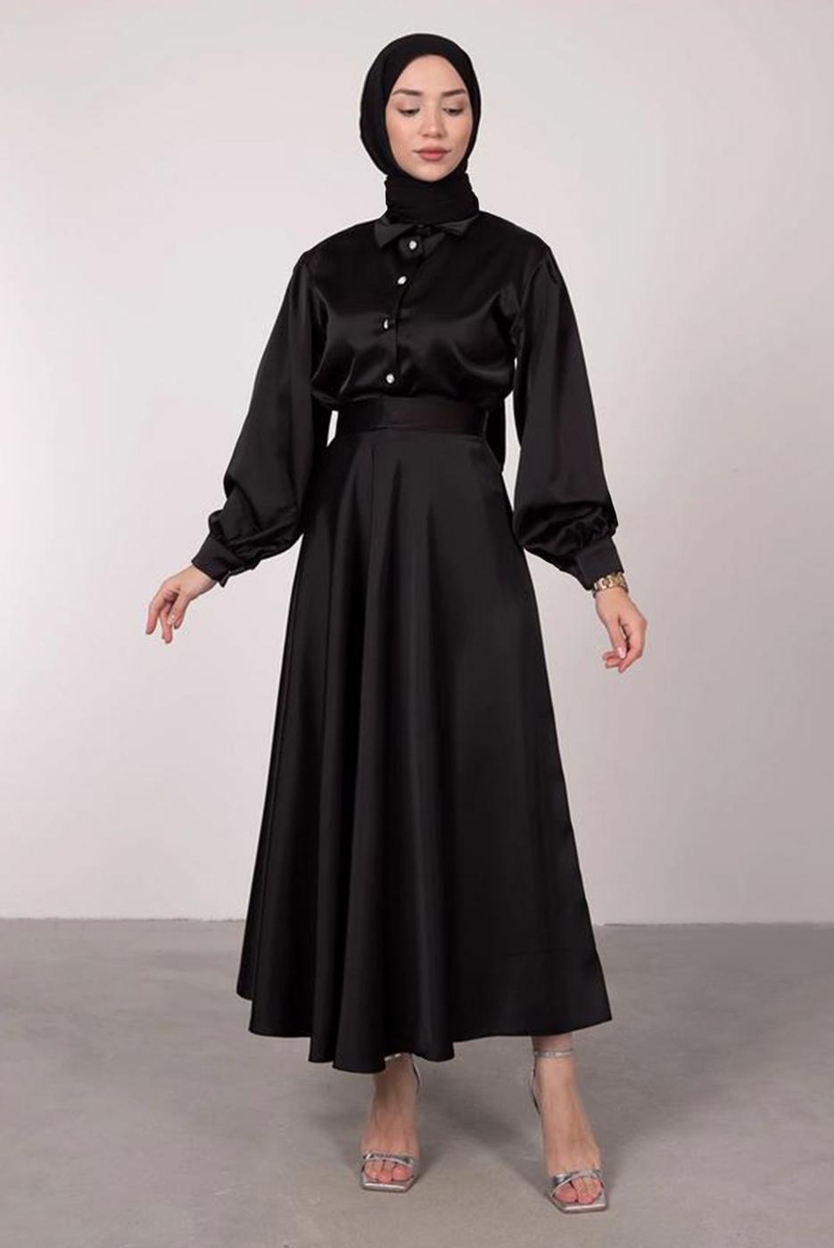 Tesettür giyim SİYAH BALON KOL DÜĞMELİ SATEN ETEKLİ TAKIM T 5395
