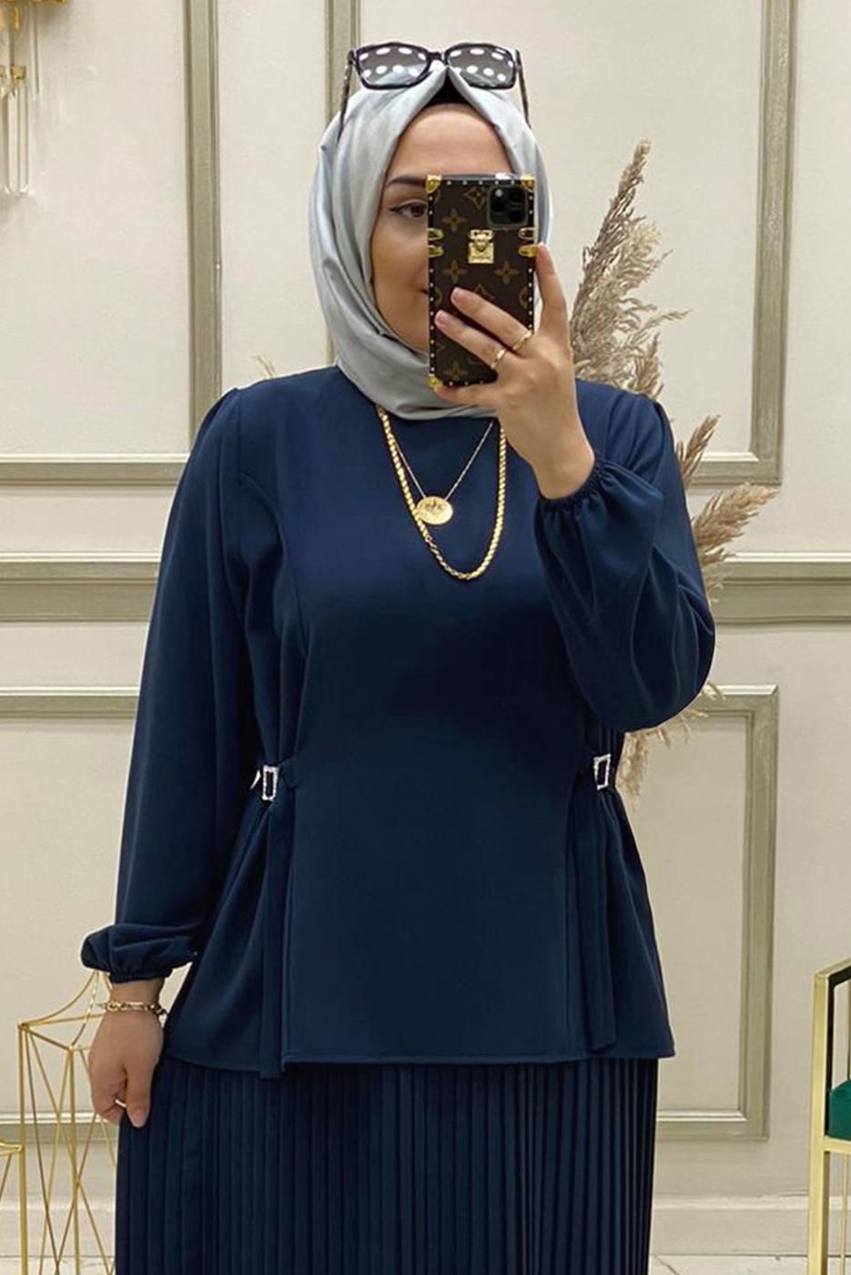 Tesettür giyim LACİVERT PİLİSELİ MANŞETLERİ LASTİKLİ ETEKLİ TAKIM T 90064 
