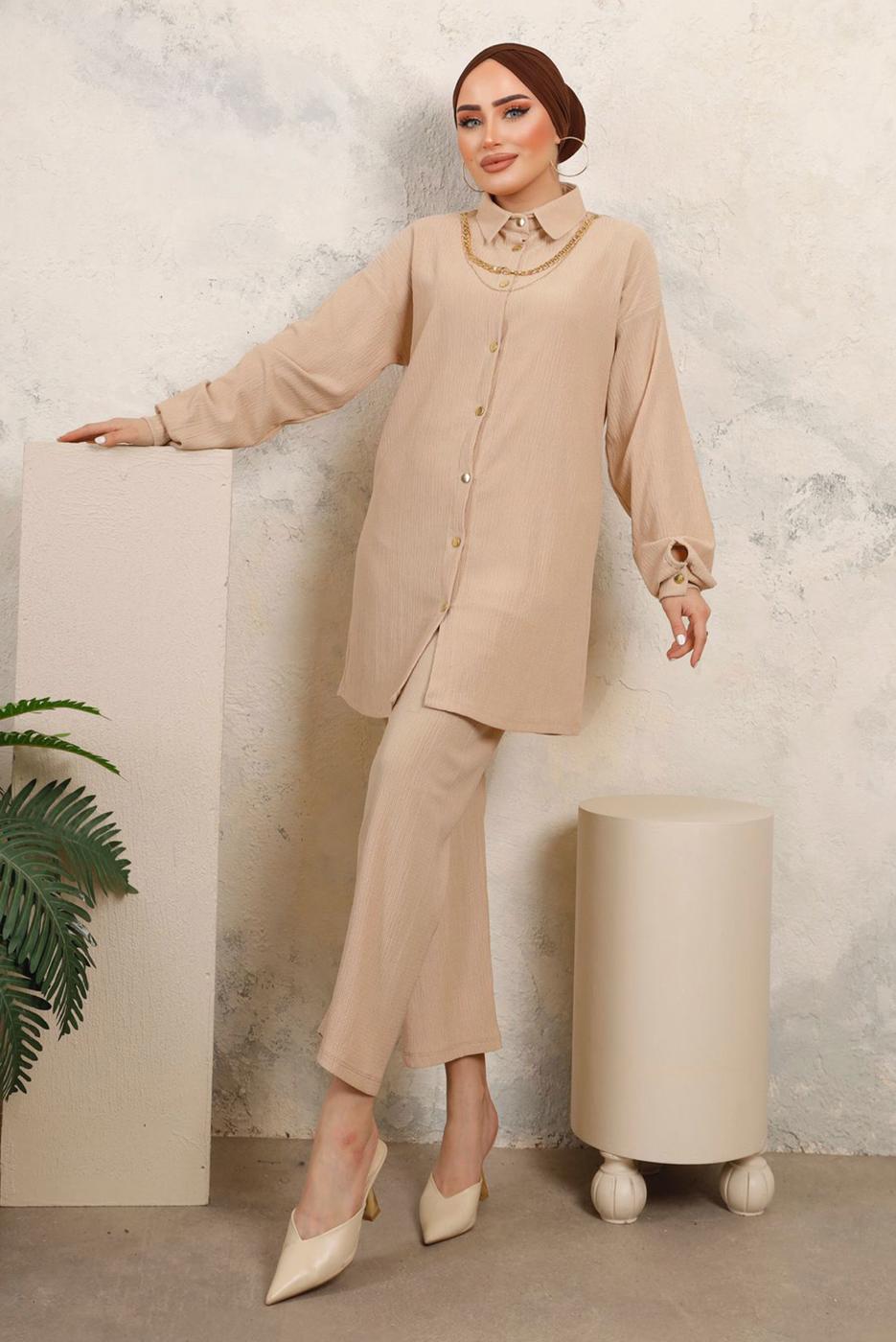 Tesettür giyim BEJ YAKASI ZİNCİR DETAYLI PANTOLONLU TAKIM T 2392