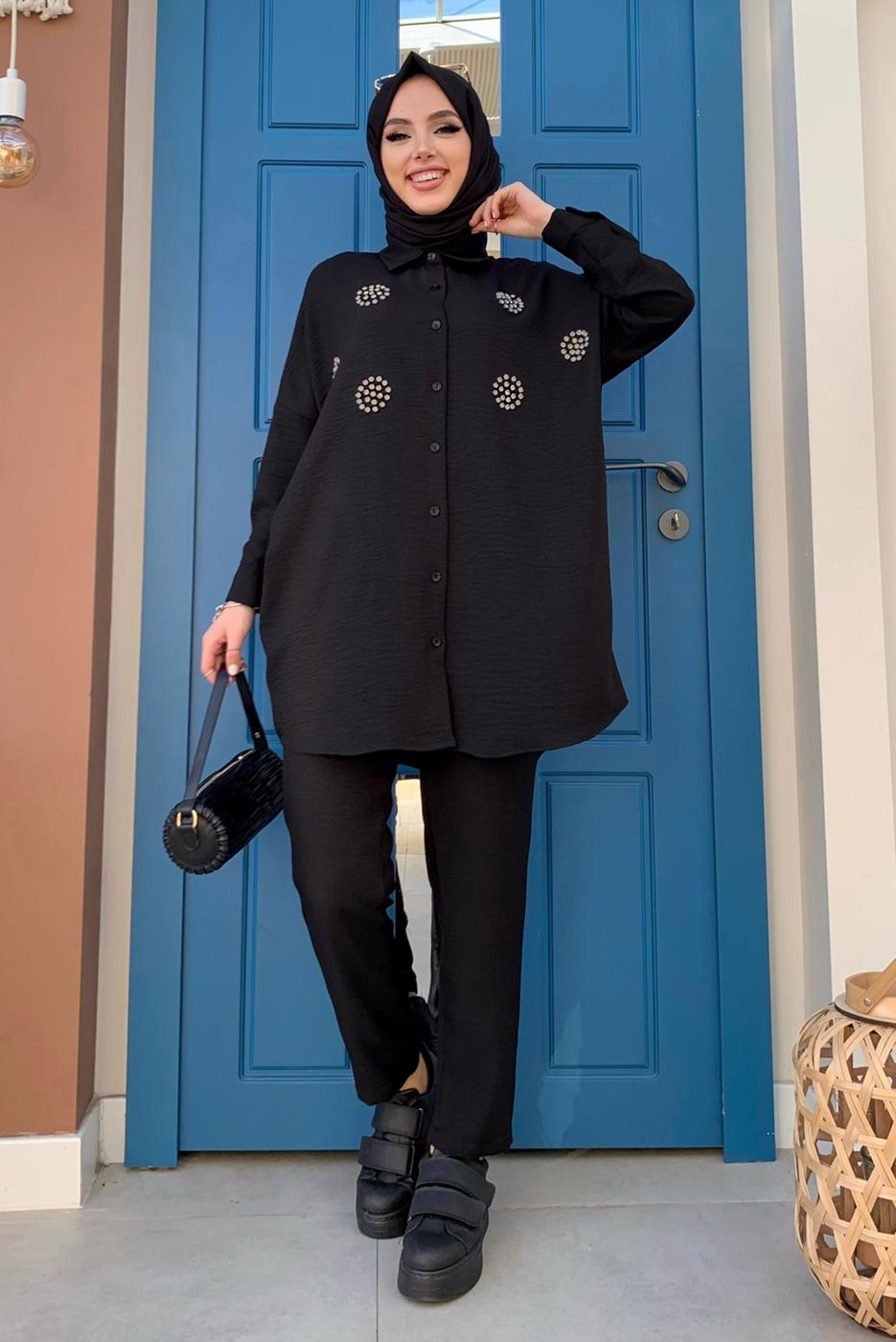 Tesettür giyim SİYAH TAŞ DETAYLI DÜĞMELİ İKİLİ PANTOLONLU TAKIM T 3048