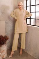 Tesettür giyim BEJ DÜĞME DETAYLI ZİNCİRLİ İKİLİ PANTOLON TAKIMI T 5492