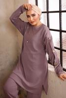 Tesettür giyim MOR DÜĞME DETAYLI ZİNCİRLİ İKİLİ PANTOLON TAKIMI T 5492