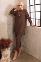 Tesettür giyim KAHVE DÜĞME DETAYLI ZİNCİRLİ İKİLİ PANTOLON TAKIMI T 5492