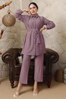 Tesettür giyim MOR YAKASI BROŞLU BÜRÜMCÜK İKİLİ PANTOLONLU TAKIM T 60003