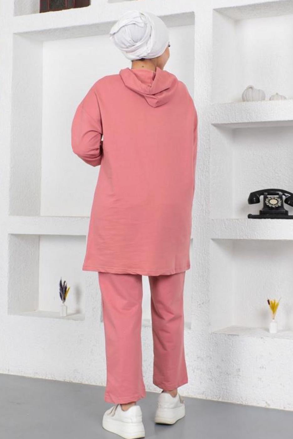 Tesettür giyim PEMBE KAPÜŞONLU CEPLİ PANTOLONLU EŞOFMAN TAKIM T 003