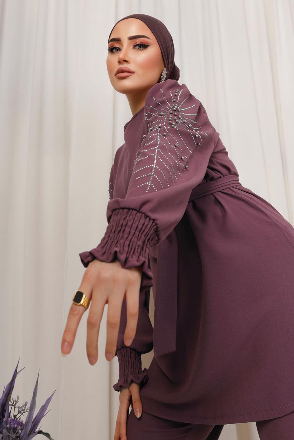 Tesettür giyim PEMBE KOLU İŞLEMELİ KUŞAKLI PANTOLONLU TAKIM T 0303