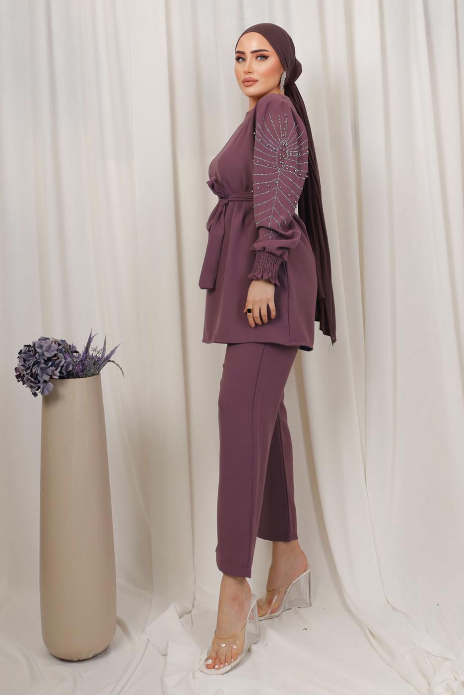 Tesettür giyim PEMBE KOLU İŞLEMELİ KUŞAKLI PANTOLONLU TAKIM T 0303