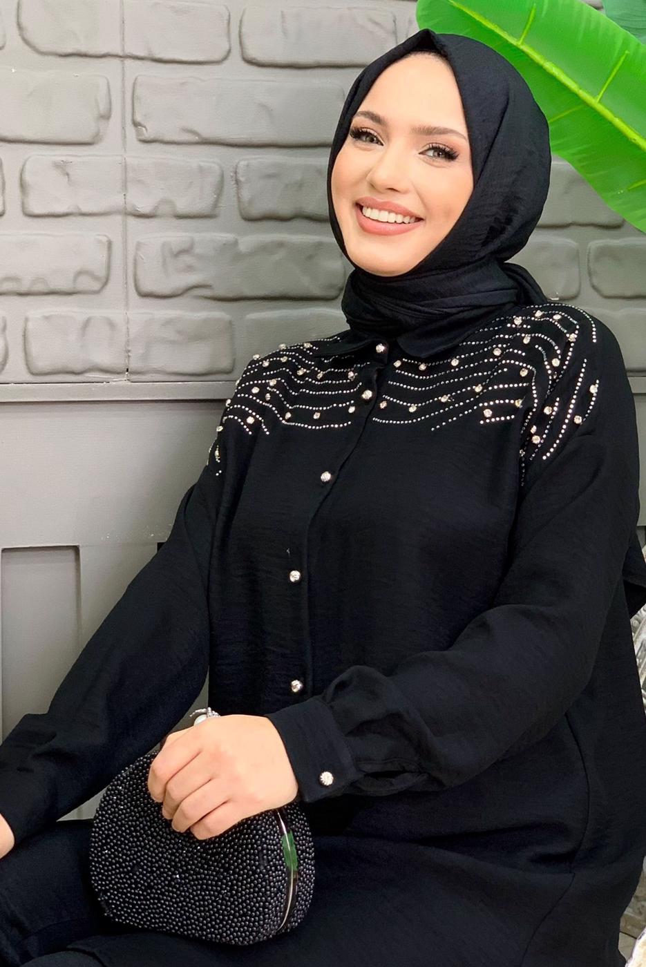 Tesettür giyim SİYAH TAŞ BASKILI DÜĞMELİ PANTOLONLU TAKIM T 0348