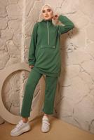 Tesettür giyim YEŞİL FERMUARLI ŞERİT DETAYLI İKİLİ PANTOLONLU EŞOFMAN TAKIMI T 0392