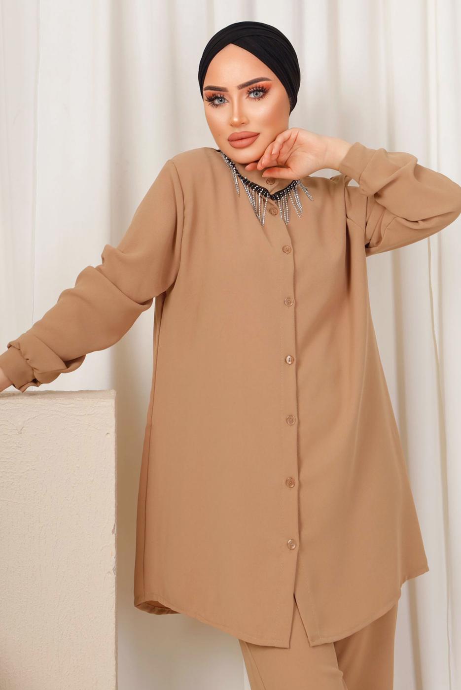 Tesettür giyim KAHVE YAKASI TAŞ ZİNCİR DETAYLI PANTOLONLU TAKIM T 1503