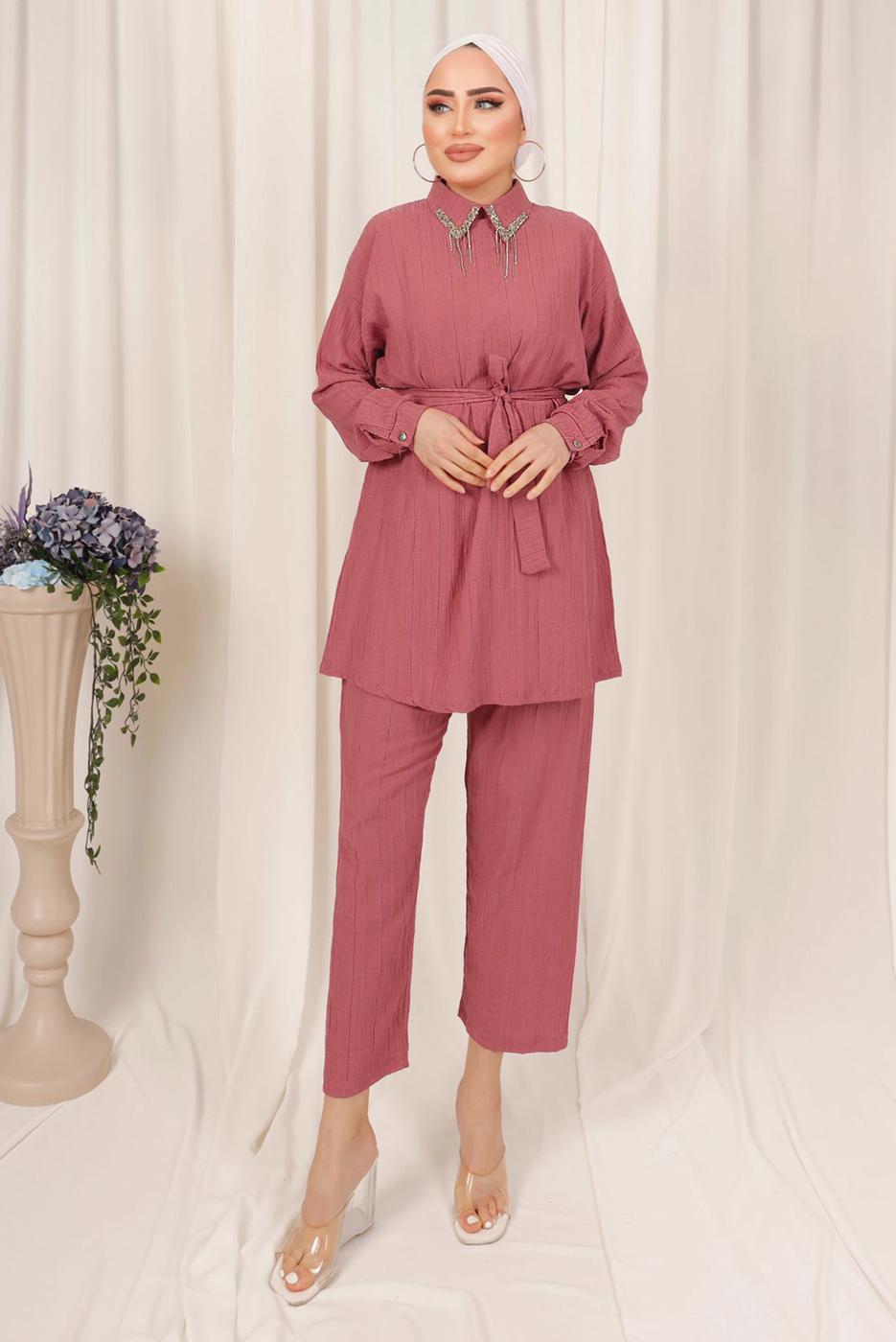 Tesettür giyim PEMBE YAKASI TAŞ DETAYLI İKİLİ PANTOLONLU TAKIM T 2103