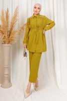 Tesettür giyim YEŞİL OMUZLARI TAŞ DETAYLI KUŞAKLI PANTOLONLU TAKIM T 2303