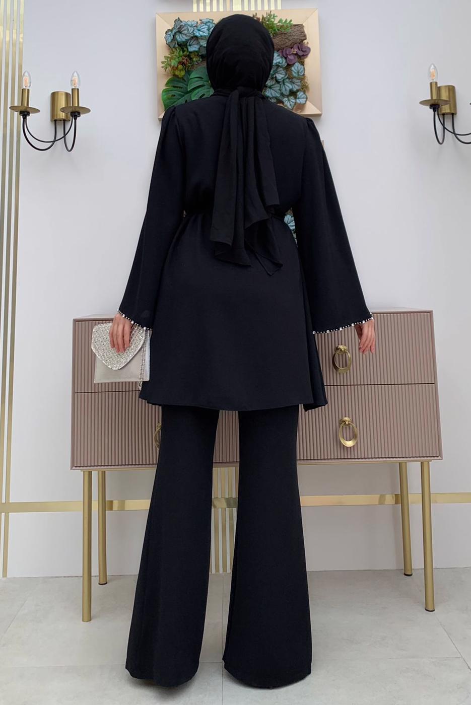 Tesettür giyim SİYAH TAŞ İŞLEME DETAYLI KUŞAKLI KREP TAKIM T 2348