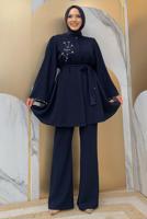 Tesettür giyim LACİVERT TAŞ İŞLEME DETAYLI KUŞAKLI KREP TAKIM T 2348