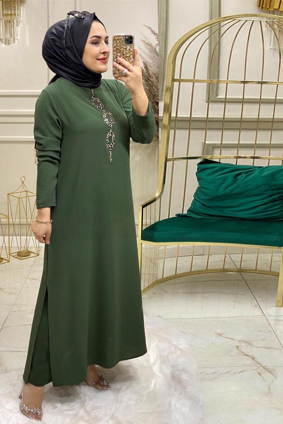 Tesettür giyim HAKİ TAŞ İŞLEMELİ YANI YIRTMAÇLI İKİLİ PANTOLONLU TAKIM T 30481