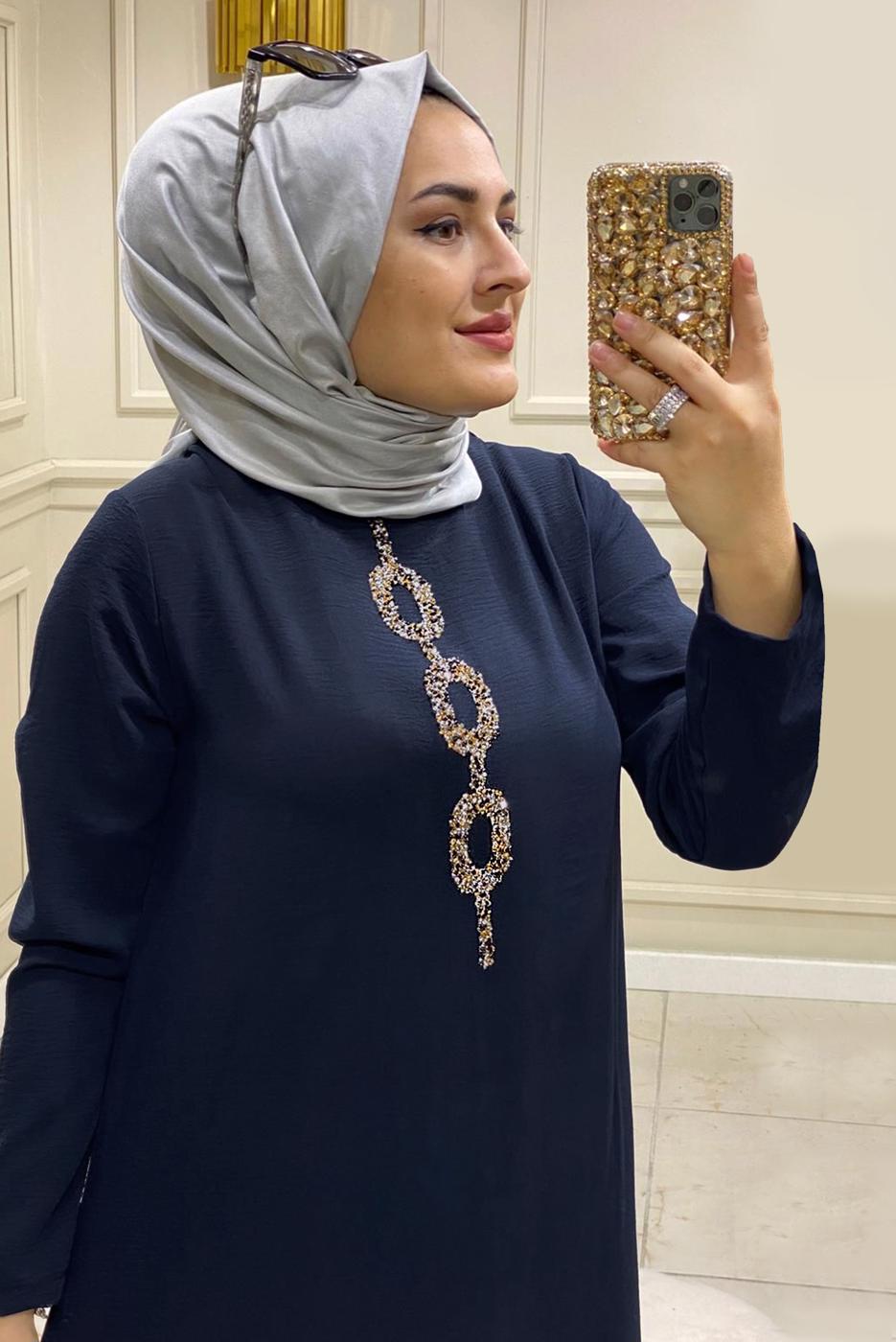 Tesettür giyim LACİVERT TAŞ İŞLEMELİ YANI YIRTMAÇLI İKİLİ PANTOLONLU TAKIM T 30481