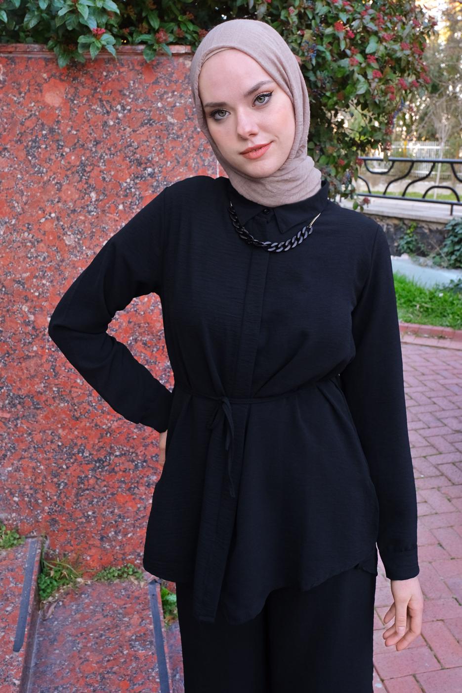 Vêtements hijab NOIR DÉTAIL CHAÎNE COL CHEMISE COSTUME 2 PIÈCES PANTALON T 3547