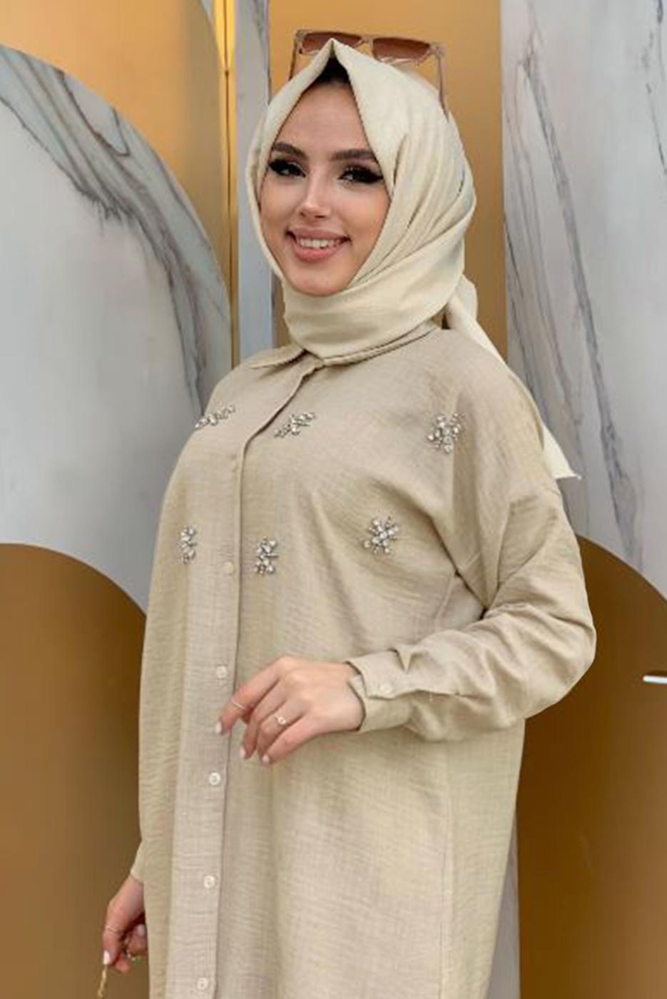 Tesettür giyim VİZON TAŞ DETAYLI DÜĞMELİ İKİLİ PANTOLONLU TAKIM T 4048