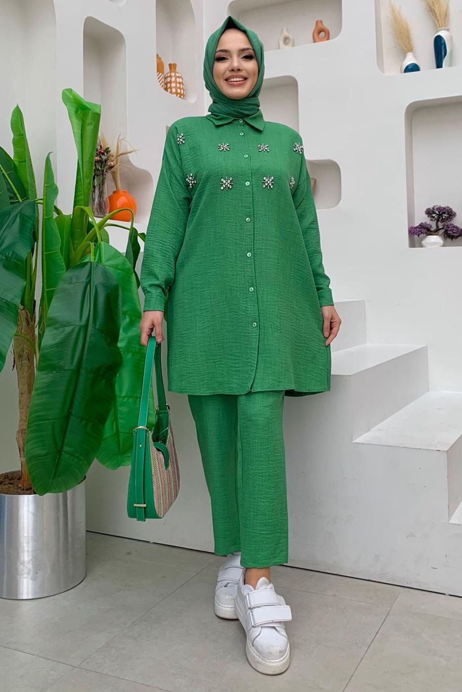 Tesettür giyim YEŞİL TAŞ DETAYLI DÜĞMELİ İKİLİ PANTOLONLU TAKIM T 4048
