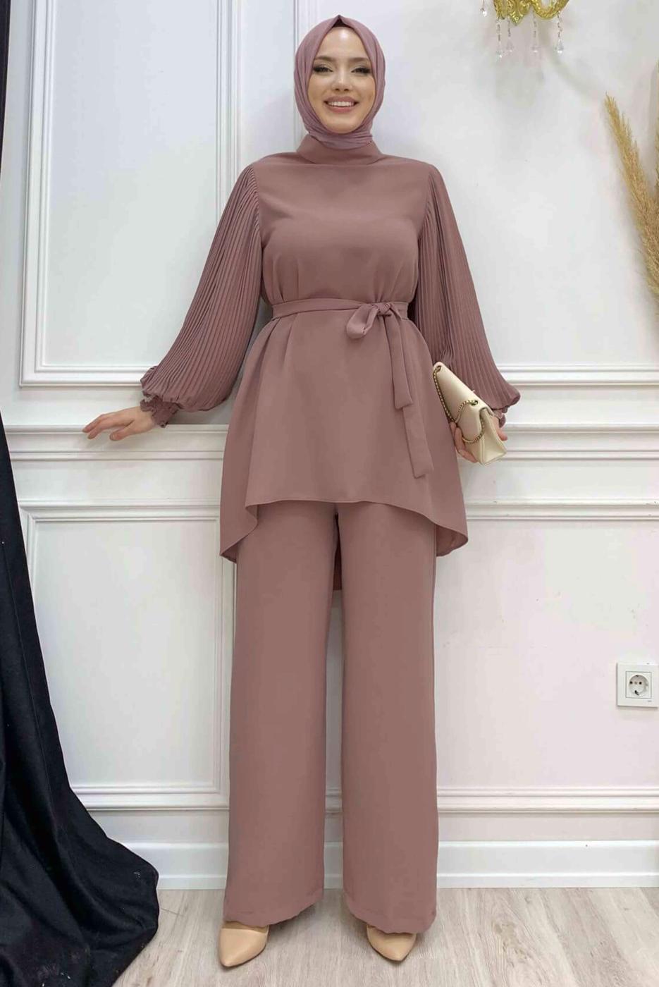 Tesettür giyim PEMBE KOLU PİLİSELİ GENİŞ PAÇA PANTOLONLU TAKIM T 5348