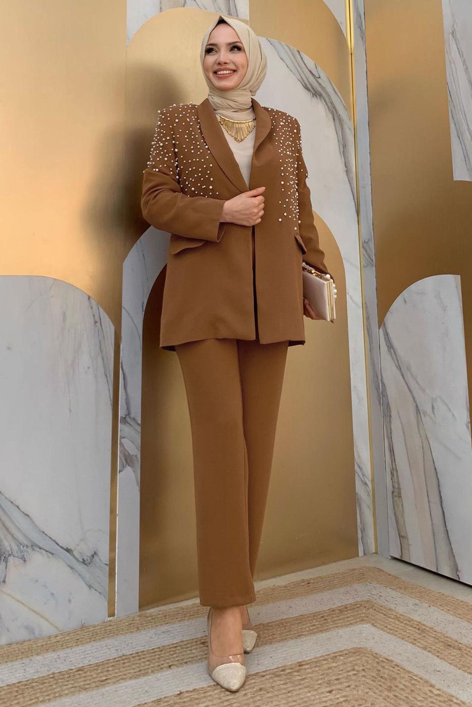 Tesettür giyim TABA İNCİ VE TAŞ DETAYLI İKİLİ PANTOLONLU TAKIM T 6048