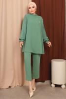 Tesettür giyim YEŞİL BROŞ DETAYLI KOLU PİLİSELİ PANTOLONLU TAKIM T 6213