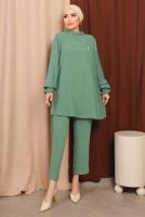 Tesettür giyim YEŞİL BROŞ DETAYLI KOLU PİLİSELİ PANTOLONLU TAKIM T 6213