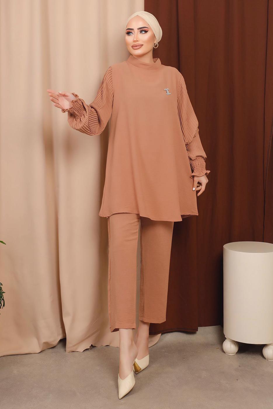 Tesettür giyim TURUNCU BROŞ DETAYLI KOLU PİLİSELİ PANTOLONLU TAKIM T 6213