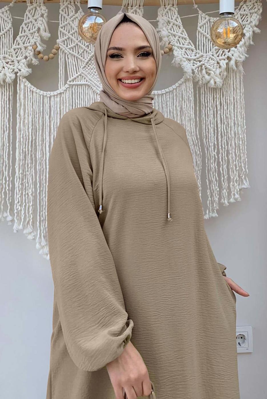 Tesettür giyim VİZON KAPÜŞONLU BAĞCIK DETAYLI AEROBİN TAKIM T 6348