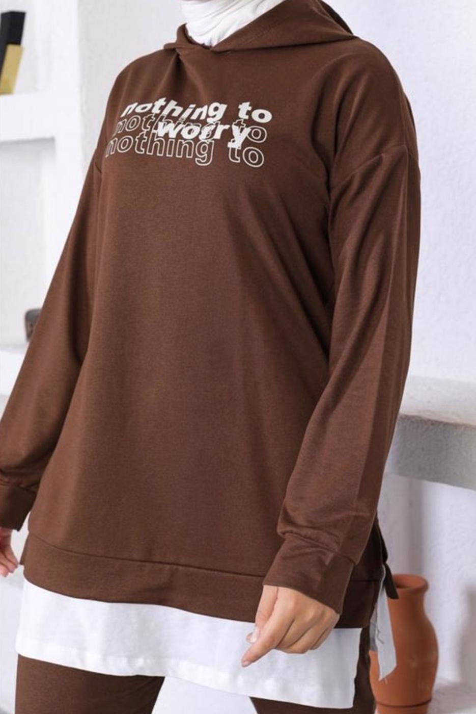Vêtements hijab BRUN ENSEMBLE DE SURVÊTEMENT IMPRIMÉ SLOGAN À CAPUCHE T 6372