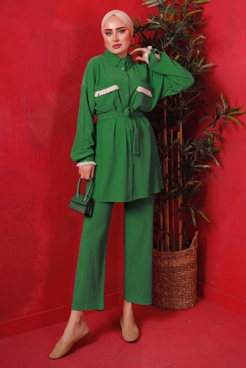 Tesettür giyim YEŞİL PÜSKÜL DETAYLI KUŞAKLI PANTOLONLU TAKIM T 6492