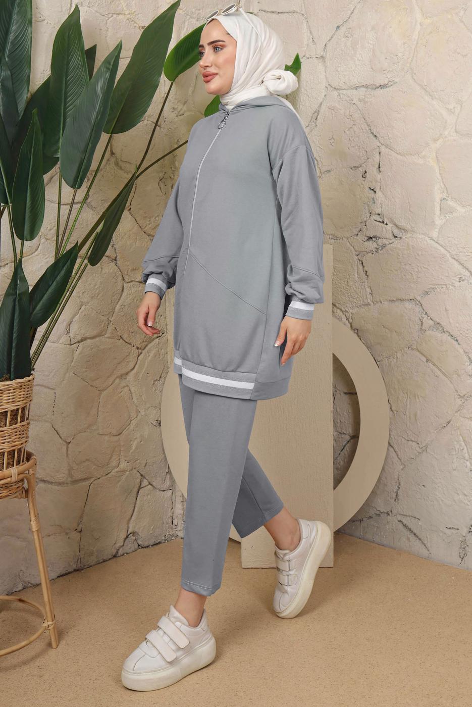 Tesettür giyim GRİ KAPÜŞONLU FERMUARLI İKİLİ EŞOFMAN TAKIM T 70921