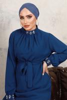 Tesettür giyim LACİVERT YAKASI VE MANŞETLERİ TAŞLI İKİLİ PANTOLONLU TAKIM T 7303