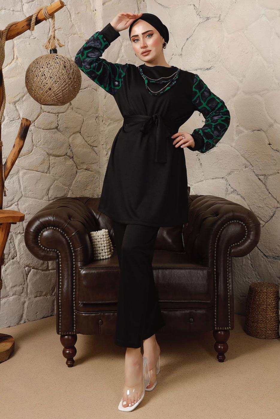 Tesettür giyim YEŞİL KOLLARI ŞİFON DESENLİ ZİNCİR DETAYLI PANTOLONLU TAKIM T 8103