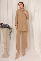Tesettür giyim BEJ RENKLİ ZİNCİR DETAYLI DÜĞMELİ PANTOLONLU TAKIM T 8303